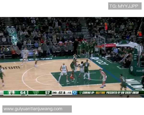 雄鹿与凯尔特人激战正酣NBA季后赛精彩对决引发球迷热议